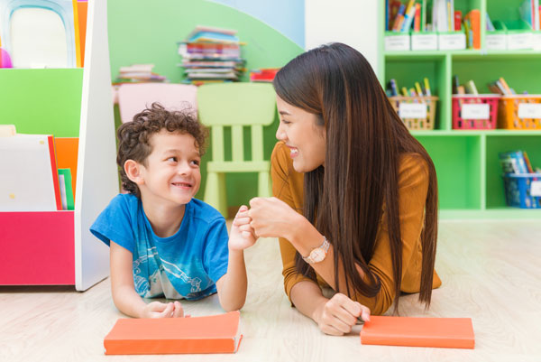 Want to be a Montessori Teacher? Here’s What It Involves