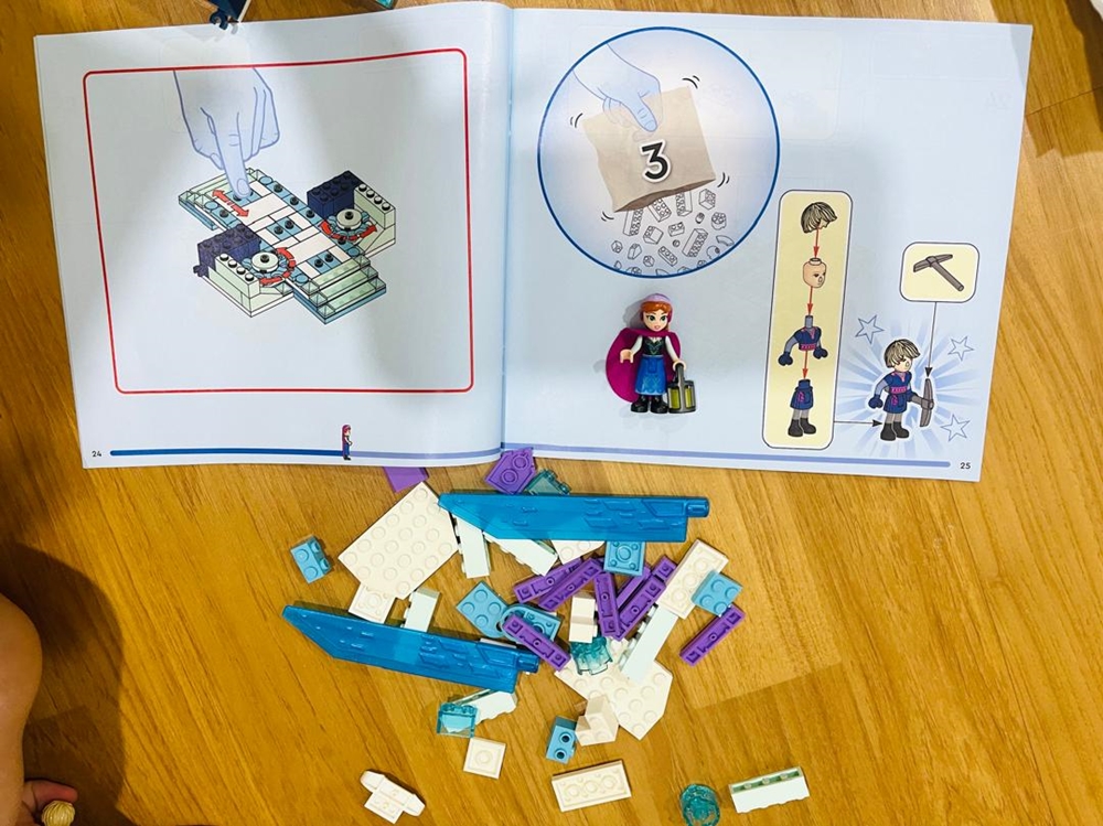 LEGO Malaysia Elsa's Ice Palace Frozen