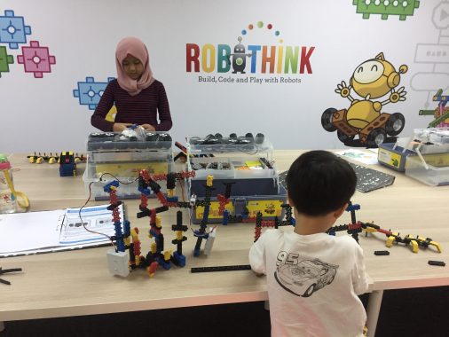 RoboThink, Bandar Utama