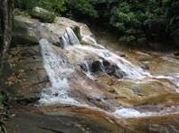 Lata Kinjang Waterfall