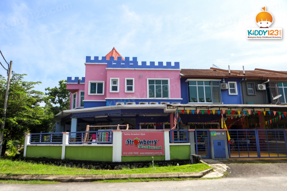 Strawberry Wonderland, Taman Pelangi Semenyih, Semenyih