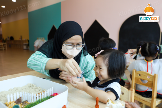 HiKiddo Childcare Centre, Taman Wahyu, Kuala Lumpur