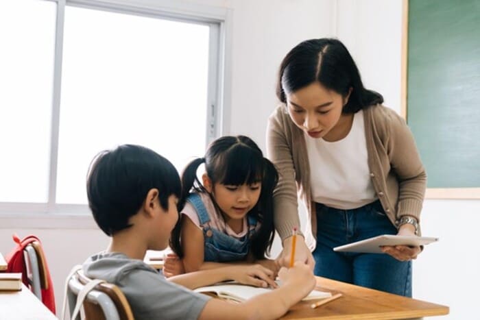 How English Enrichment Programs Increase Your Child's Potential