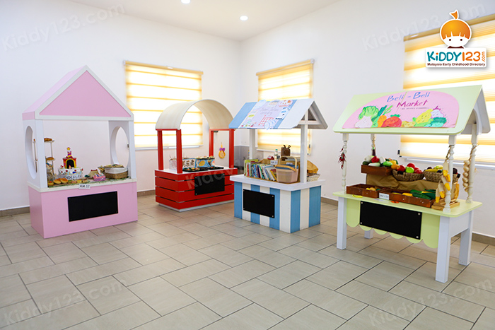 Young’s Kingdom, Uda Utama, Johor
