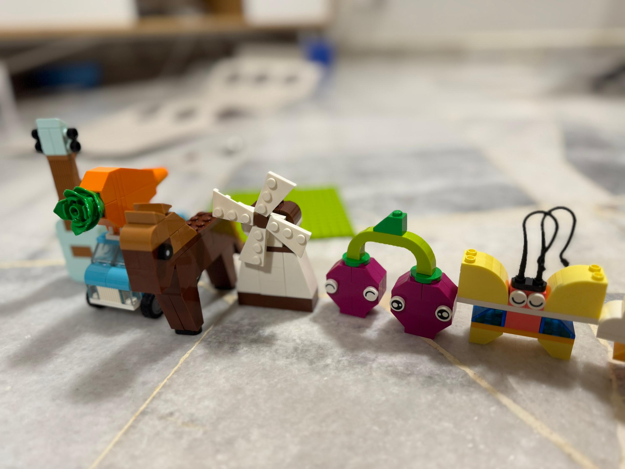 LEGO® Invites Malaysians to Reimagine Malaysian Icons Through LEGOSerlahkanKreativitiAndaMY