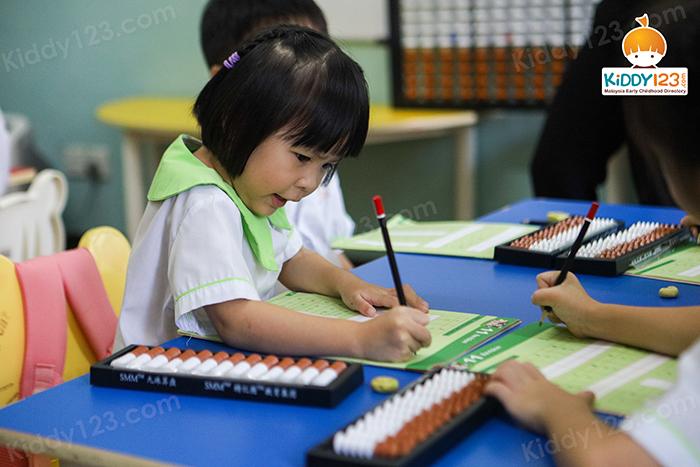 3Q-mrc-junior-kindergarten-taman-maluri